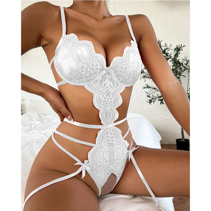 Elegantes Push-Up-Dessous-Set aus Spitze: Sexy, rückenfrei, normale Größe